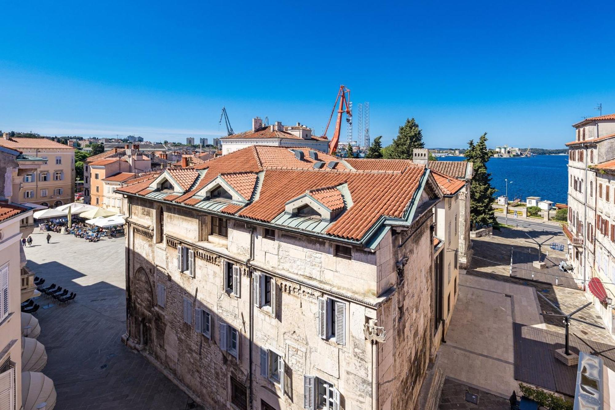 Apartman Capitolina Apartmens Old Town *